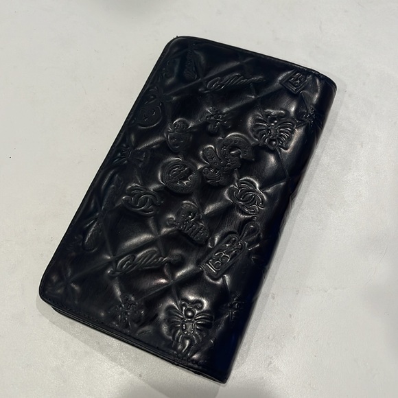CHANEL Mademoiselle Biarritz Lucky Charms Black Leather Bifold Long Wallet - Picture 3 of 15